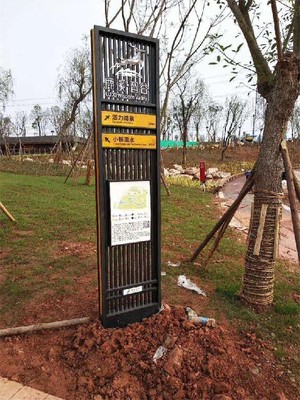 重庆景区标识标牌材料与成都宣传栏制作设计研究